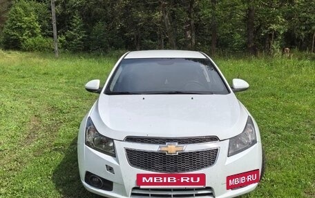 Chevrolet Cruze II, 2012 год, 650 000 рублей, 3 фотография