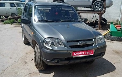 Chevrolet Niva I рестайлинг, 2010 год, 470 000 рублей, 1 фотография
