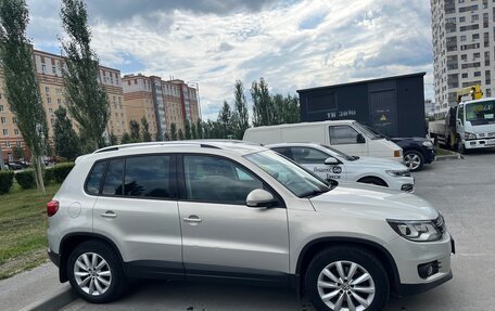Volkswagen Tiguan I, 2016 год, 2 270 000 рублей, 3 фотография