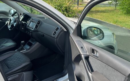 Volkswagen Tiguan I, 2016 год, 2 270 000 рублей, 10 фотография