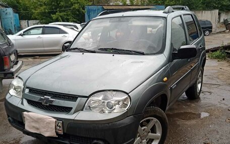 Chevrolet Niva I рестайлинг, 2010 год, 470 000 рублей, 2 фотография