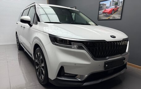 KIA Carnival, 2021 год, 3 100 000 рублей, 10 фотография