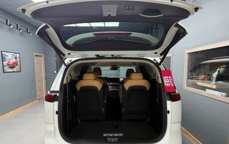 KIA Carnival, 2021 год, 3 100 000 рублей, 32 фотография