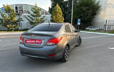 Hyundai Solaris II рестайлинг, 2013 год, 369 000 рублей, 4 фотография