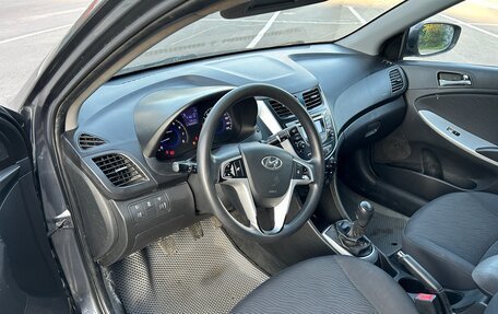 Hyundai Solaris II рестайлинг, 2013 год, 369 000 рублей, 10 фотография
