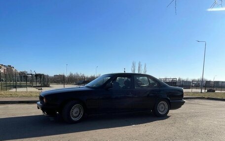 BMW 5 серия, 1993 год, 300 000 рублей, 9 фотография