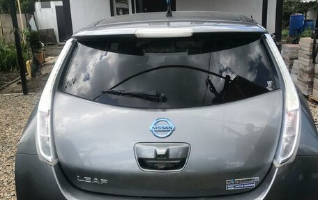 Nissan Leaf I, 2013 год, 625 000 рублей, 2 фотография
