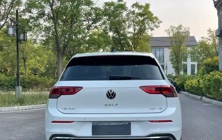 Volkswagen Golf VIII, 2022 год, 2 100 000 рублей, 5 фотография