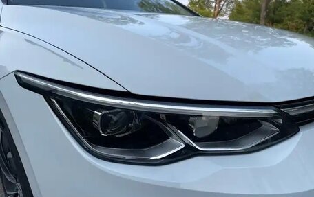 Volkswagen Golf VIII, 2022 год, 2 100 000 рублей, 15 фотография