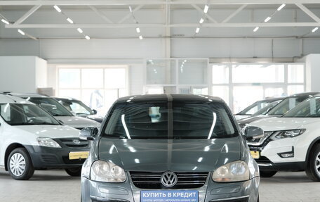 Volkswagen Jetta VI, 2010 год, 699 000 рублей, 2 фотография