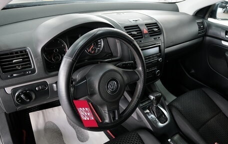 Volkswagen Jetta VI, 2010 год, 699 000 рублей, 11 фотография