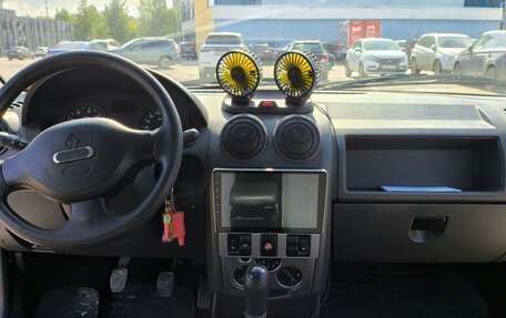 Renault Logan I, 2009 год, 375 000 рублей, 15 фотография