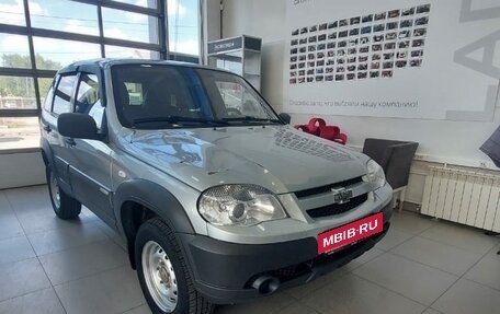 Chevrolet Niva I рестайлинг, 2014 год, 445 000 рублей, 3 фотография