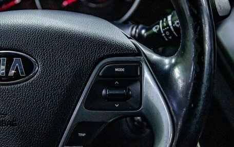KIA Rio III рестайлинг, 2016 год, 1 000 000 рублей, 15 фотография
