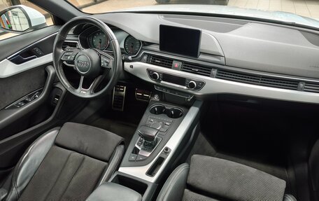 Audi A4, 2016 год, 2 300 000 рублей, 9 фотография
