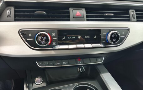 Audi A4, 2016 год, 2 300 000 рублей, 15 фотография