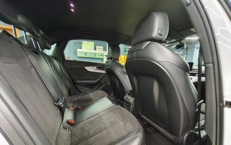 Audi A4, 2016 год, 2 300 000 рублей, 23 фотография