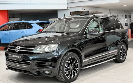 Volkswagen Touareg III, 2014 год, 2 390 000 рублей, 1 фотография