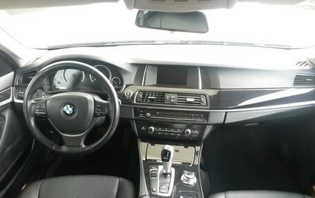 BMW 5 серия, 2016 год, 1 300 000 рублей, 2 фотография