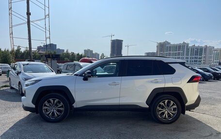Toyota RAV4, 2023 год, 3 965 000 рублей, 2 фотография