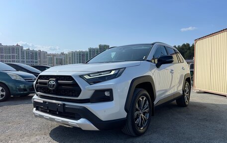 Toyota RAV4, 2023 год, 3 965 000 рублей, 3 фотография