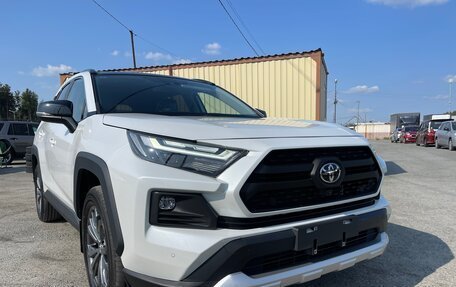 Toyota RAV4, 2023 год, 3 965 000 рублей, 5 фотография
