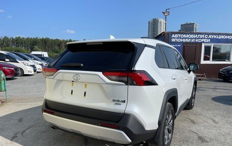 Toyota RAV4, 2023 год, 3 965 000 рублей, 7 фотография