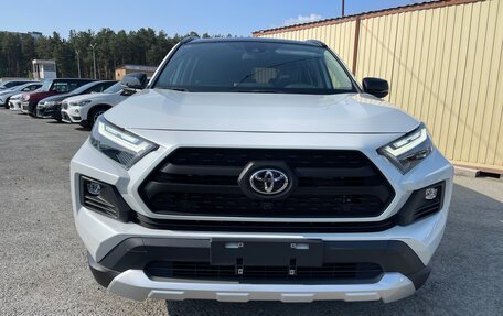 Toyota RAV4, 2023 год, 3 965 000 рублей, 4 фотография