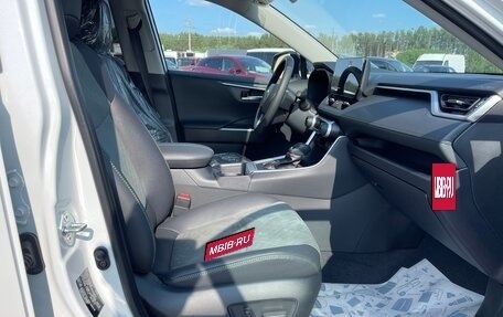 Toyota RAV4, 2023 год, 3 965 000 рублей, 18 фотография