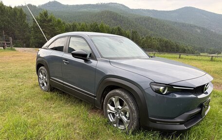 Mazda MX-30, 2022 год, 2 930 000 рублей, 3 фотография