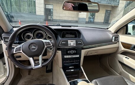Mercedes-Benz E-Класс, 2013 год, 2 170 000 рублей, 17 фотография