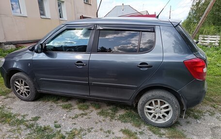 Skoda Fabia II, 2011 год, 300 000 рублей, 4 фотография