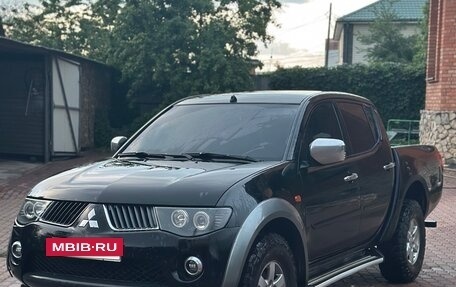 Mitsubishi L200 IV рестайлинг, 2008 год, 1 020 000 рублей, 2 фотография