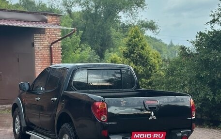 Mitsubishi L200 IV рестайлинг, 2008 год, 1 020 000 рублей, 4 фотография