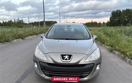 Peugeot 308 II, 2010 год, 280 000 рублей, 2 фотография
