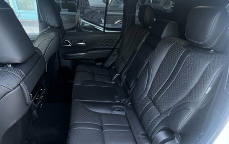 Toyota Land Cruiser, 2024 год, 12 490 000 рублей, 9 фотография