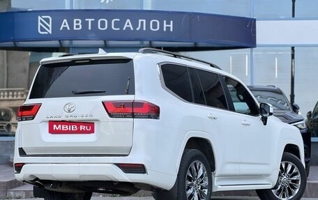 Toyota Land Cruiser, 2024 год, 12 490 000 рублей, 3 фотография