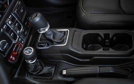 Jeep Wrangler, 2024 год, 16 199 999 рублей, 17 фотография