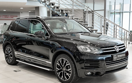 Volkswagen Touareg III, 2014 год, 2 390 000 рублей, 3 фотография
