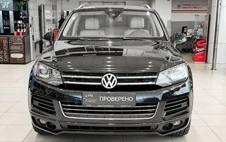 Volkswagen Touareg III, 2014 год, 2 390 000 рублей, 2 фотография