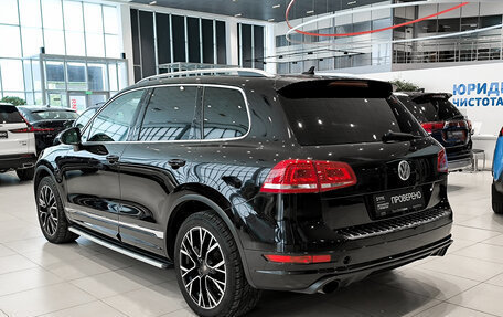 Volkswagen Touareg III, 2014 год, 2 390 000 рублей, 7 фотография