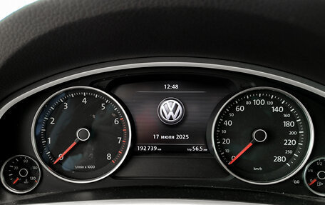 Volkswagen Touareg III, 2014 год, 2 390 000 рублей, 13 фотография