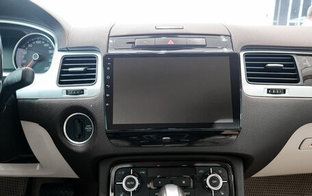 Volkswagen Touareg III, 2014 год, 2 390 000 рублей, 15 фотография