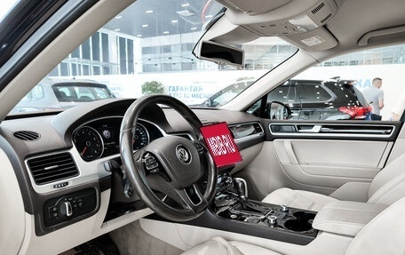 Volkswagen Touareg III, 2014 год, 2 390 000 рублей, 16 фотография