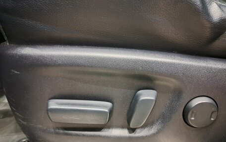 Toyota RAV4, 2017 год, 2 390 000 рублей, 19 фотография