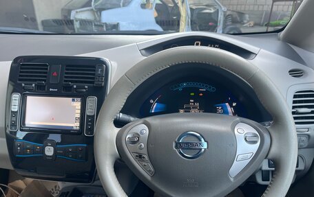 Nissan Leaf I, 2012 год, 380 000 рублей, 7 фотография