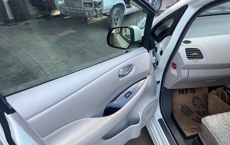 Nissan Leaf I, 2012 год, 380 000 рублей, 9 фотография