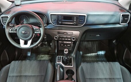 KIA Sportage IV рестайлинг, 2018 год, 1 795 000 рублей, 9 фотография