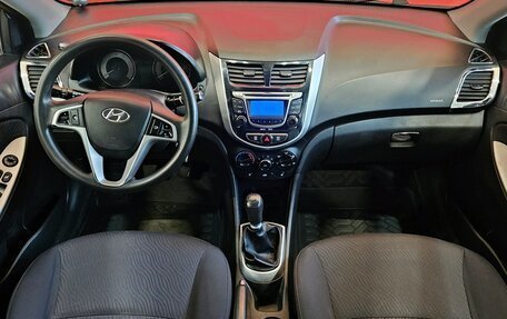 Hyundai Solaris II рестайлинг, 2011 год, 598 000 рублей, 9 фотография