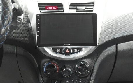 Hyundai Solaris II рестайлинг, 2013 год, 849 000 рублей, 15 фотография
